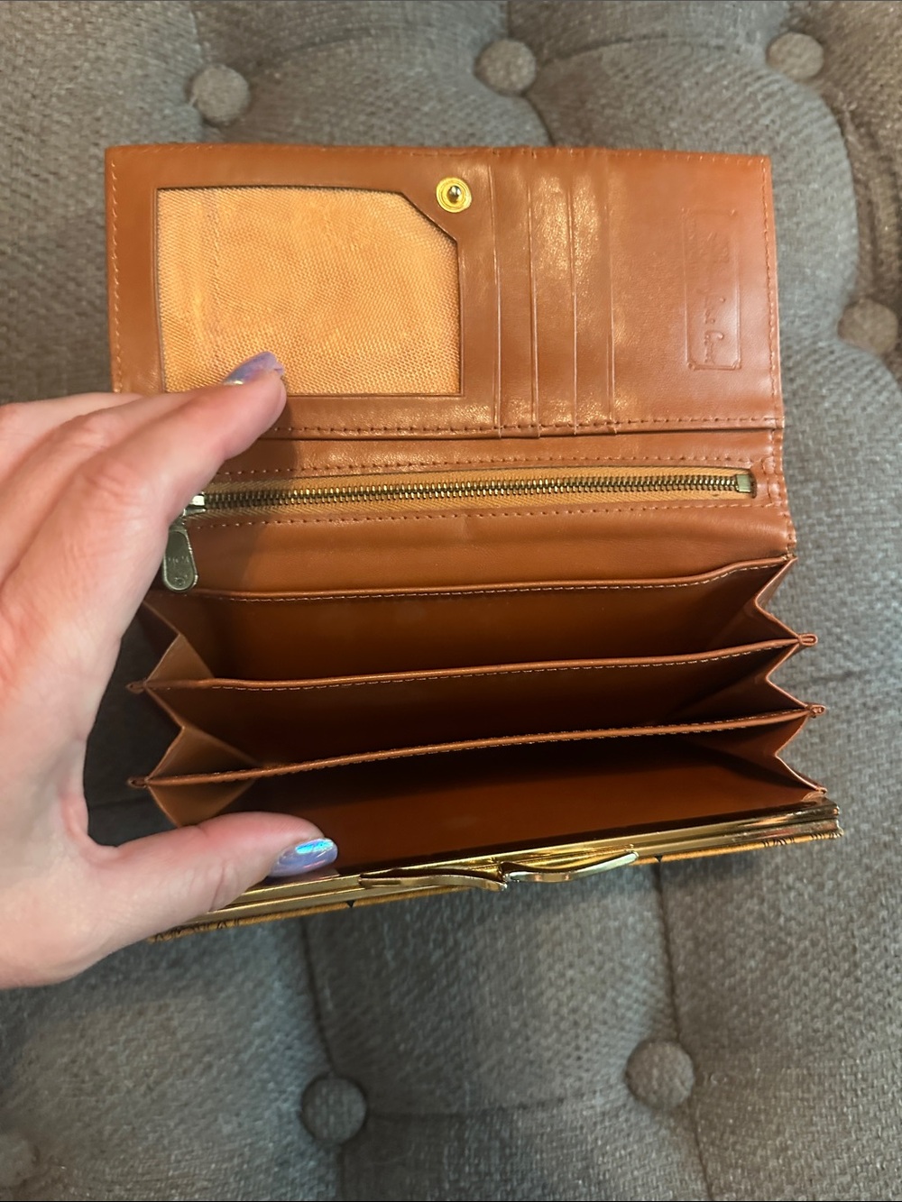 Amazing condition MCM cognac color wallet - Picture 6 of 10
